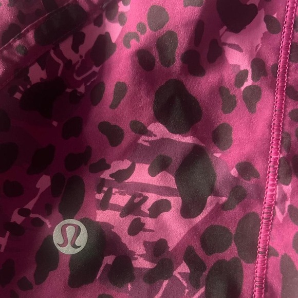 Lululemon Pants - Lululemon Women Purple Black Animal Print Activewear Shorts W7BOLS Size 4